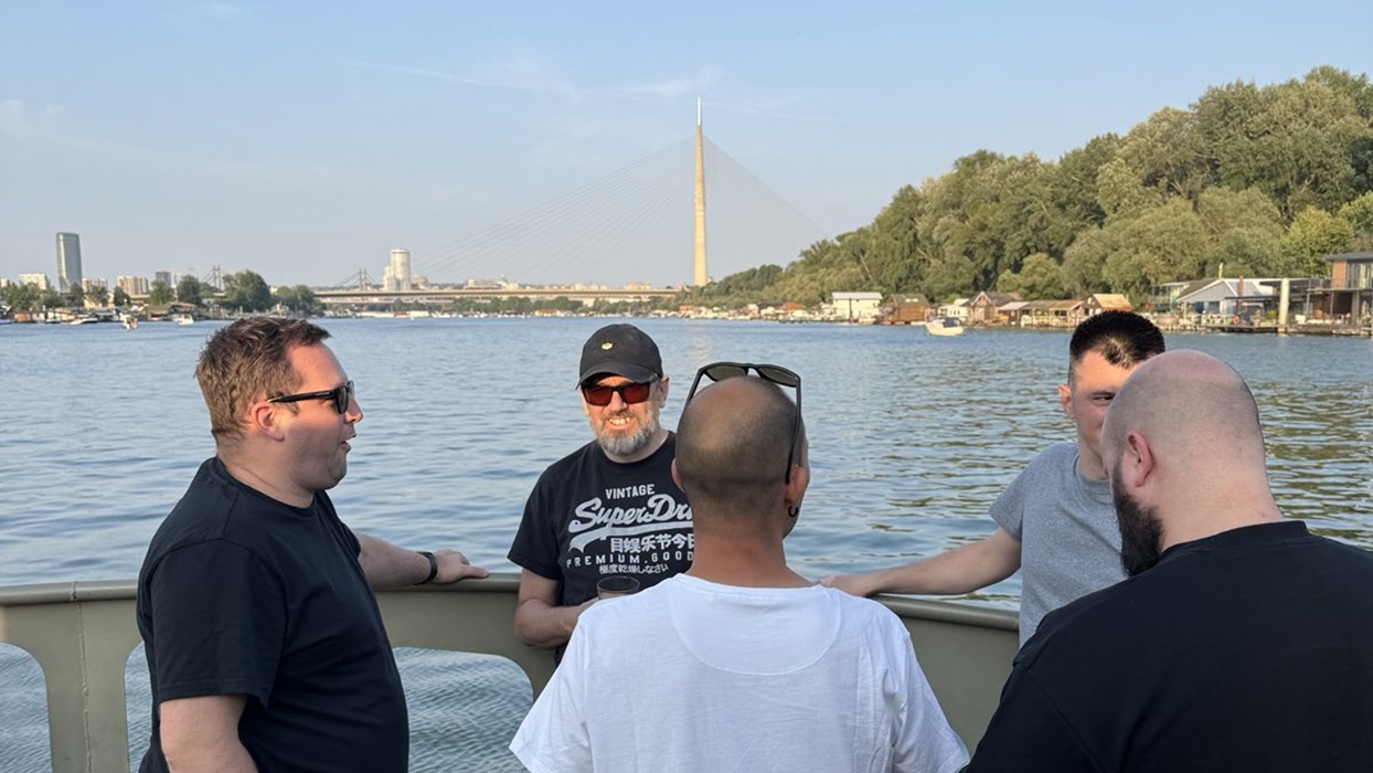 Alterset boat cruise team gathering