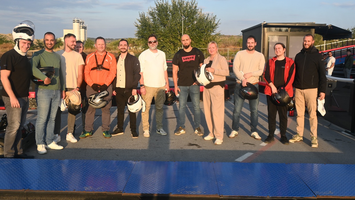 Adrenalin Afternoon: The Alterset Team Hits the Track